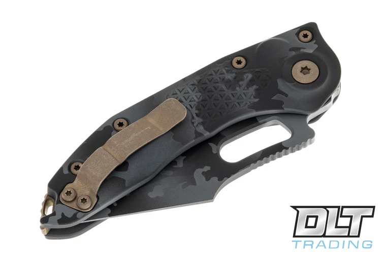 Microtech 169-3UCS Stitch S/E - Urban Camo Handle - Urban Camo Blade - Signature Series 4 Microtech 169-3UCS Stitch S/E - Urban Camo Handle - Urban Camo Blade - Signature Series - Image 4